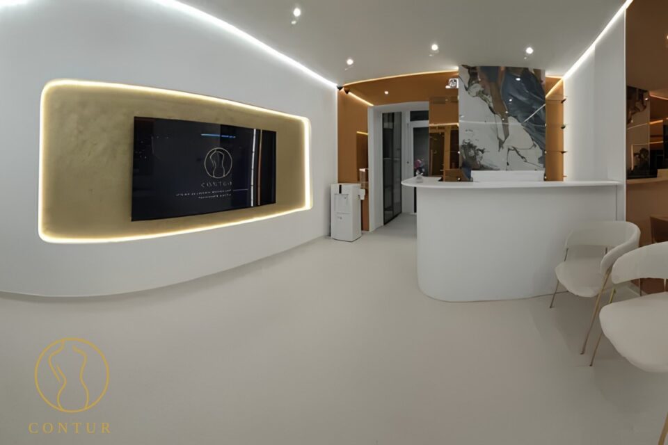 Înainte de piscină și vacanță, alege Contur Center Suceava pentru epilare cu laser și criolipoliză