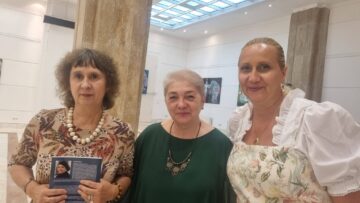 Expoziția „Labyrinthum 2.0”, realizată de pictorița Camelia Sadovei, vernisată la Galeriile de Artă ale Academiei Române, s-a bucurat de succes
