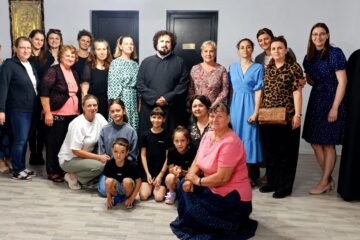 Dezbatere dedicată părinților și profesorilor, organizată la Parohia „Sfinții Mari Mucenici Mercurie și Ecaterina” din Rădășeni Dezbatere dedicată părinților și profesorilor, organizată la Parohia „Sfinții Mari Mucenici Mercurie și Ecaterina” din Rădășeni