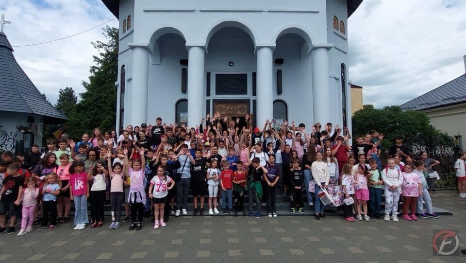 Ziua Bucuriei în biserica „Adormirea Maicii Domnului”, Fălticeni