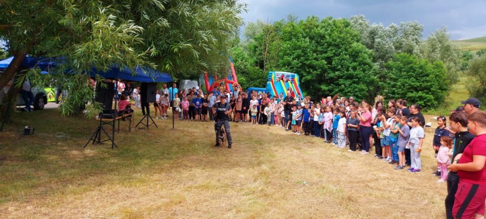 Ziua Bucuriei în biserica „Adormirea Maicii Domnului”, Fălticeni