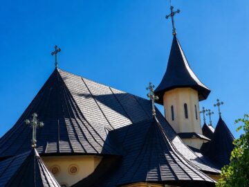 Ziua Porților Deschise la Mănăstirea Bogdănești. „Punți către suflete” aduce împreună comunitatea și persoanele vulnerabile