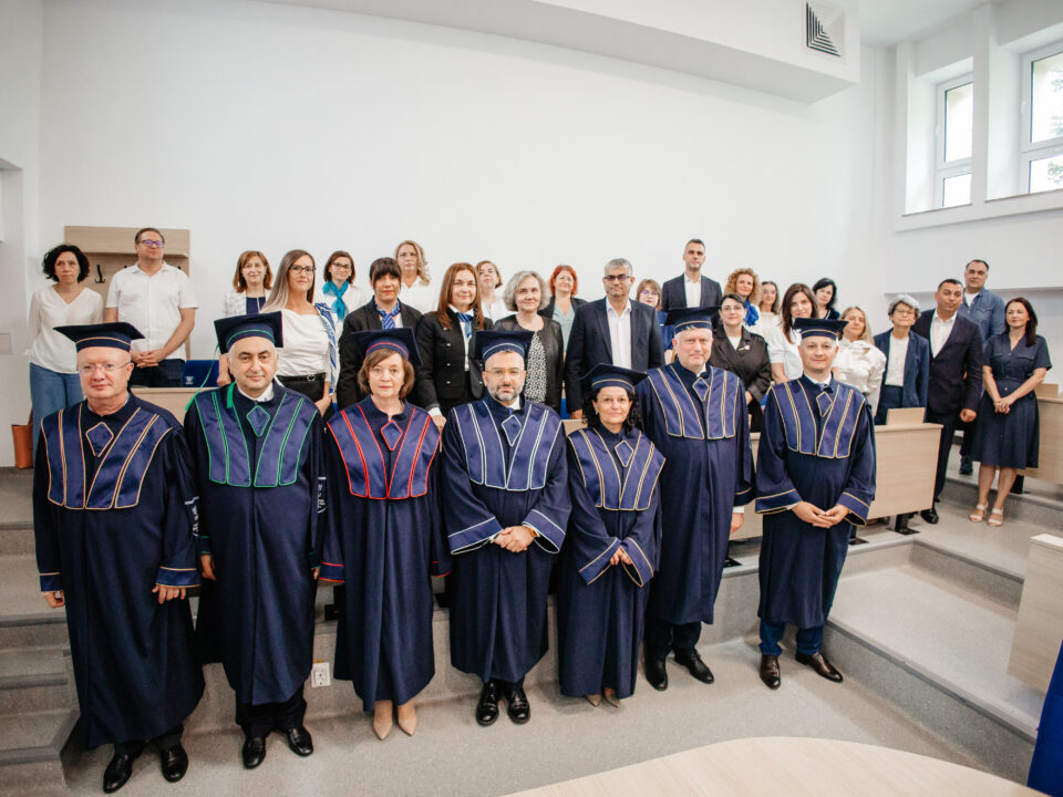 Profesorului italian Marco Valeri a primit titlul de Doctor Honoris Causa din partea Universității „Ștefan cel Mare” Profesorului italian Marco Valeri a primit titlul de Doctor Honoris Causa din partea Universității „Ștefan cel Mare”