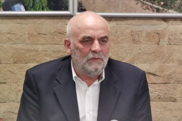 Primarul Vasile Rîmbu reia tradiția premierii cuplurilor de aur