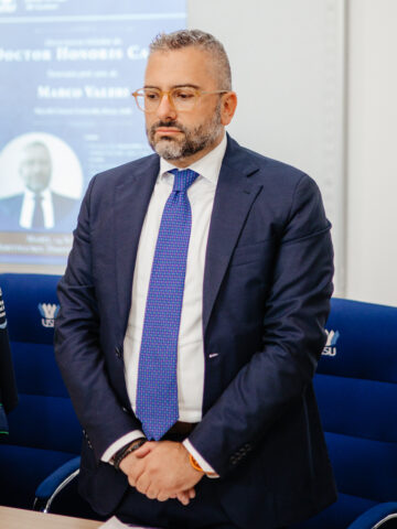 Profesorului italian Marco Valeri a primit titlul de Doctor Honoris Causa din partea Universității „Ștefan cel Mare”
