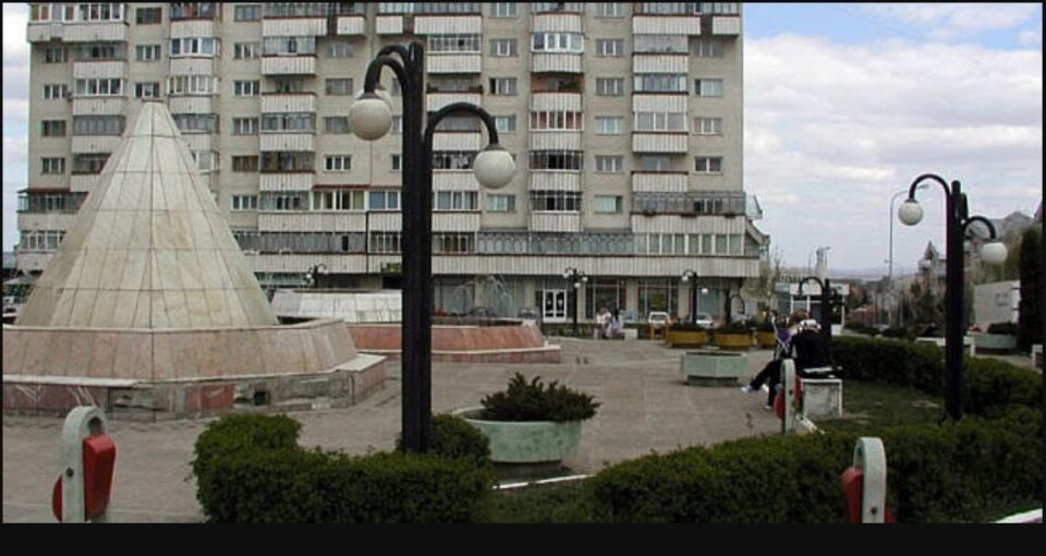 Parcul de la MPO, de pe strada Mărășești Parcul de la MPO, de pe strada Mărășești