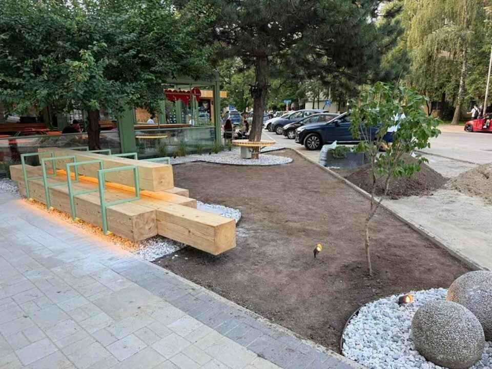 Scuarul de la Albina este gata, urmează cele de la Nordic, Bucovina și esplanadele din Burdujeni