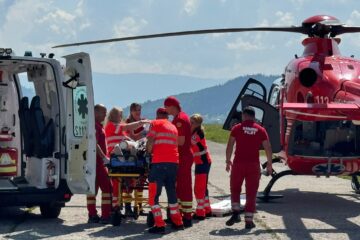 La Dornișoara, un bărbat a suferit o amputație parțială de braț și a fost preluat de un elicopter SMURD