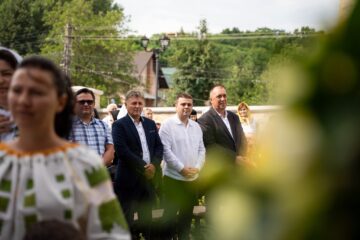 Gheorghe Șoldan a participat la hramul Mănăstirii „Sfântul Ilie” din Șcheia: „Numărul mare al credincioșilor prezenți demonstrează că valorile tradiționale continuă să unească comunitățile”