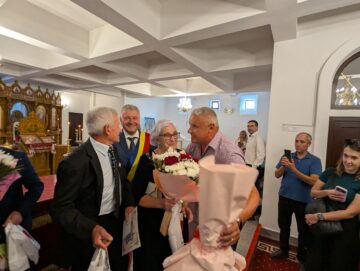 Peste 50 de „cupluri de aur” din Fălticeni au fost premiate de primarul Cătălin Coman de Ziua Municipiului