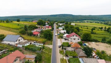 Șoldan: „După 15 ani în care nu a mai văzut asfalt, modernizăm drumul dintre Dolhești și Forăști”