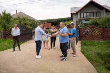 Șoldan: „După 15 ani în care nu a mai văzut asfalt, modernizăm drumul dintre Dolhești și Forăști”