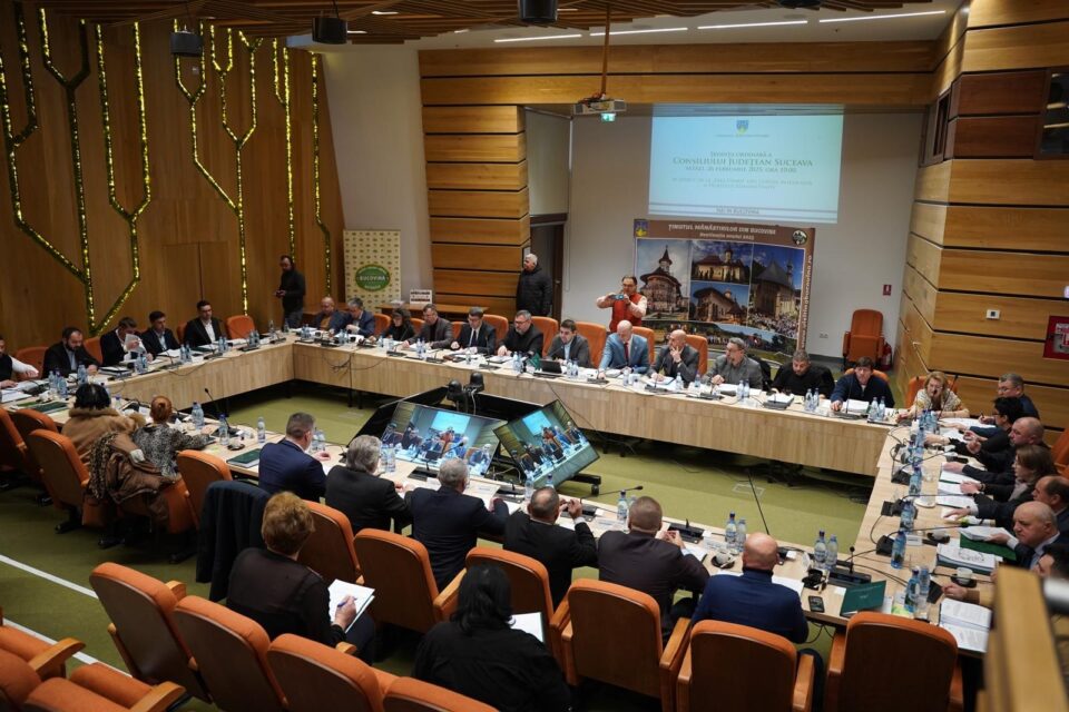 CJ Suceava a împărțit aproape 44 de milioane de lei pentru localitățile din județ, într-o ședință încinsă CJ Suceava a împărțit aproape 44 de milioane de lei pentru localitățile din județ, într-o ședință încinsă