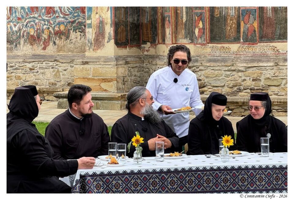 MasterChef România a filmat un episod al emisiunii la Mănăstirea Moldovița pentru a promova bucătăria și tradițiile locale MasterChef România a filmat un episod al emisiunii la Mănăstirea Moldovița pentru a promova bucătăria și tradițiile locale