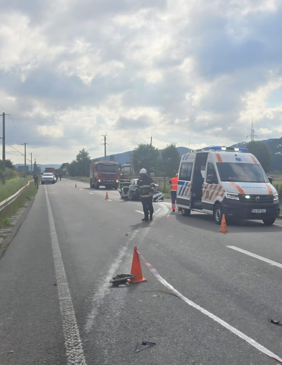 Tânăr de 19 ani, băut, la volanul unui BMW, implicat într-un accident în timpul unei depășiri