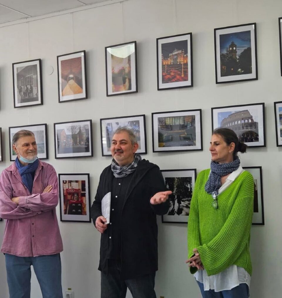 Expoziția „Capitol Nerostit”, vernisată, marți, la Secția de Boli Infecțioase a Spitalului Clinic Județean Suceava Expoziția „Capitol Nerostit”, vernisată, marți, la Secția de Boli Infecțioase a Spitalului Clinic Județean Suceava