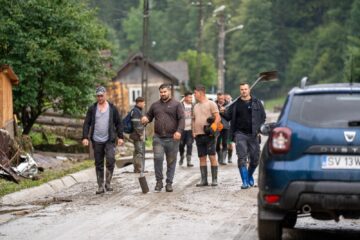 La un an de la potopul din Broșteni, președintele Gheorghe Șoldan rememorează „lecția solidarității”