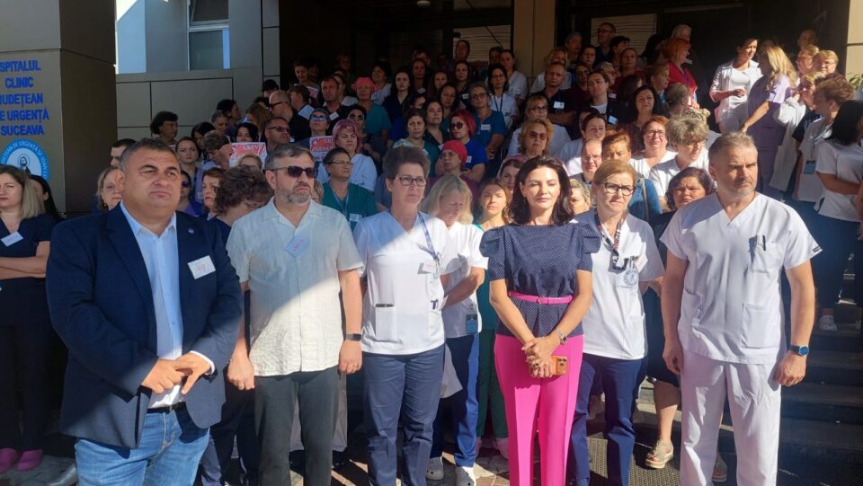 Peste 2.000 de angajați din spitalele sucevene au intrat în grevă generală. Liderul Sanitas Suceava: „Nimeni nu va fi externat forțat, iar urgențele vor fi asigurate”