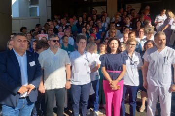 Peste 2.000 de angajați din spitalele sucevene au intrat în grevă generală. Liderul Sanitas Suceava: „Nimeni nu va fi externat forțat, iar urgențele vor fi asigurate”