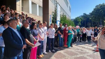 Peste 2.000 de angajați din spitalele sucevene au intrat în grevă generală. Liderul Sanitas Suceava: „Nimeni nu va fi externat forțat, iar urgențele vor fi asigurate”