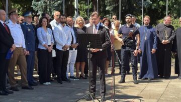 Ziua Imnului Național a fost marcată la Suceava printr-o ceremonie militară și mesaje ale autorităților despre unitate, patriotism și responsabilitate