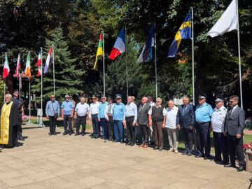Ziua Imnului Național a fost marcată la Suceava printr-o ceremonie militară și mesaje ale autorităților despre unitate, patriotism și responsabilitate