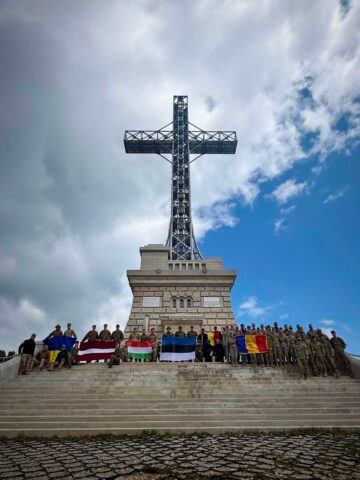 Elevi ai Colegiului Național Militar „Ștefan cel Mare”, în tabăra militară internațională de la Predeal