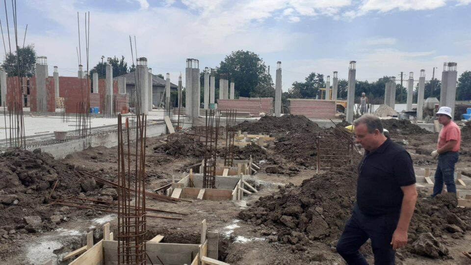 În Liteni se construiește o creșă cu 40 de locuri