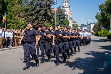 Ziua Imnului Național a fost marcată la Suceava printr-o ceremonie militară și mesaje ale autorităților despre unitate, patriotism și responsabilitate
