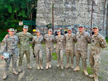 Elevi ai Colegiului Național Militar „Ștefan cel Mare”, în tabăra militară internațională de la Predeal