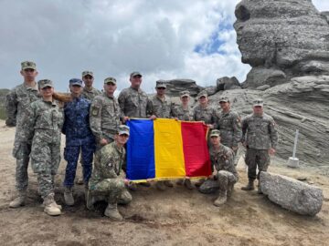Elevi ai Colegiului Național Militar „Ștefan cel Mare”, în tabăra militară internațională de la Predeal